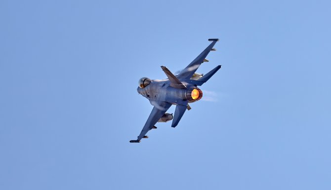 Jet plane